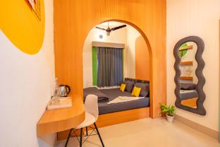 Hostel De Offlanders Rishikesh • Stay • Connect • Explore,,3 star