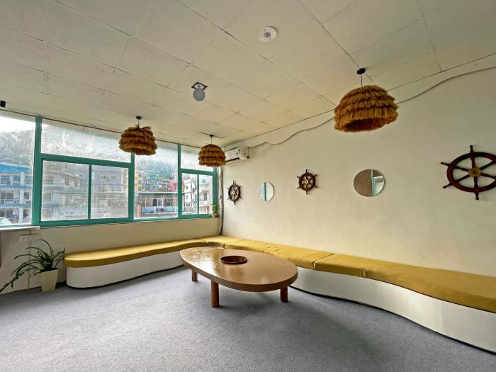 hostel de offlanders rishikesh stay connect explore