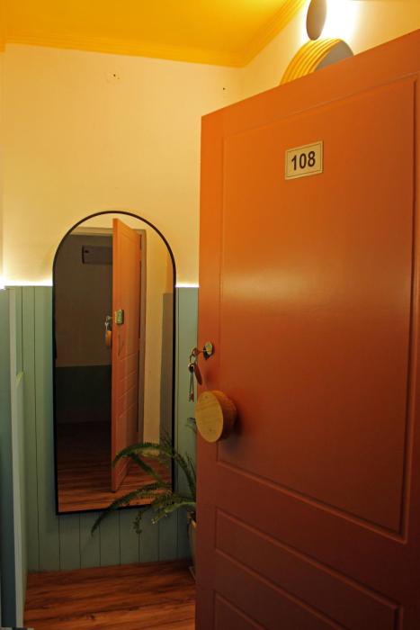 hostel de offlanders rishikesh stay connect explore