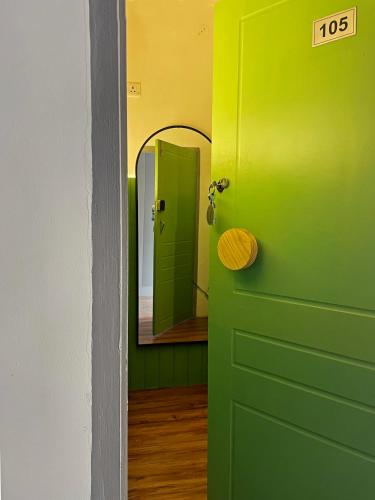 hostel de offlanders rishikesh stay connect explore