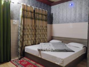 Hotel Nature's Nest Inn,,0 star