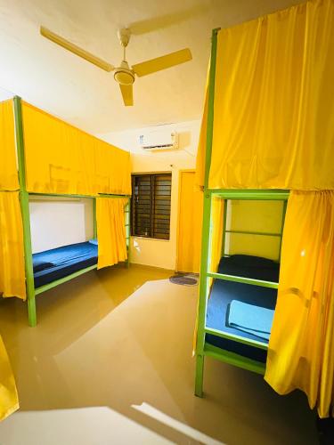 yes hostel varkala