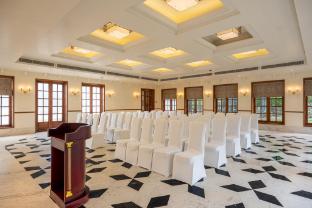 Radisson Resort Mount Abu,,5 star