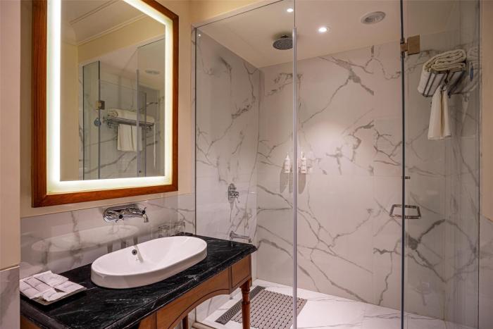 radisson resort mount abu