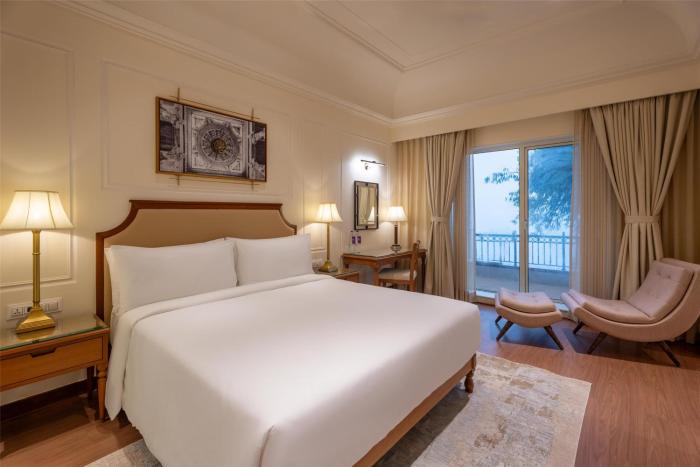 radisson resort mount abu