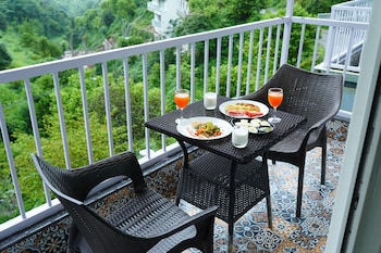 dallas the retreat resort