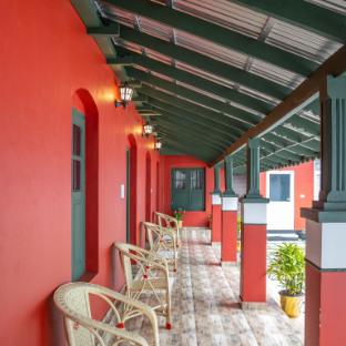 The Home Residency,,5 star