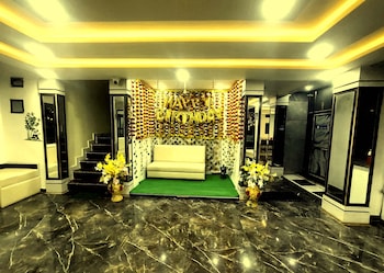 Shree Siddhi Vinayak Hotel & Restaurant,,3 star