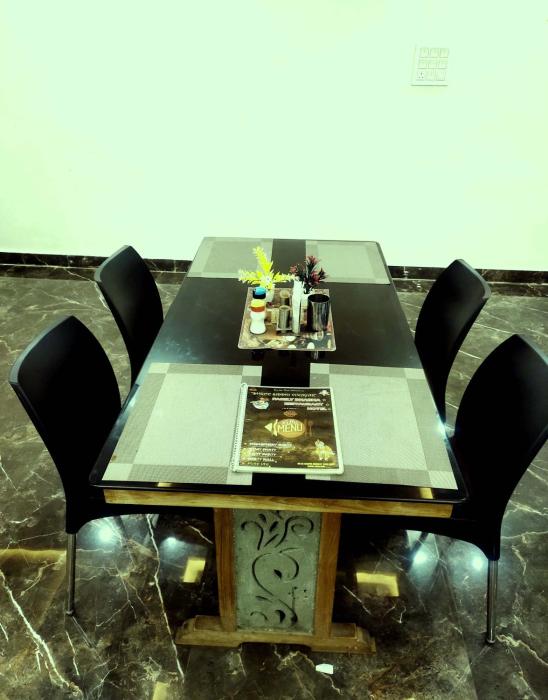 shree siddhi vinayak hotel and restaurant