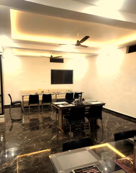 shree siddhi vinayak hotel and restaurant