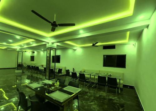 shree siddhi vinayak hotel and restaurant