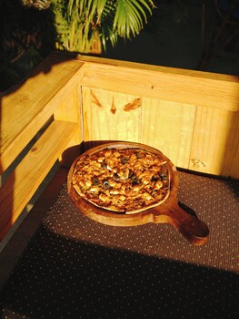 skyard hostel and homestay harsil valley