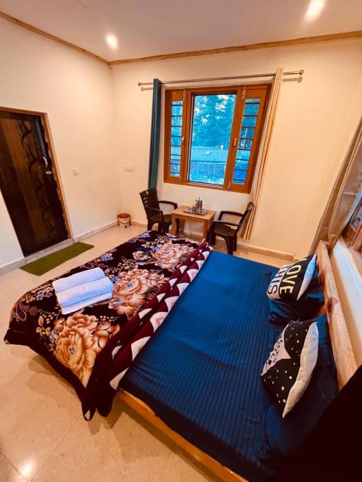 skyard hostel and homestay harsil valley