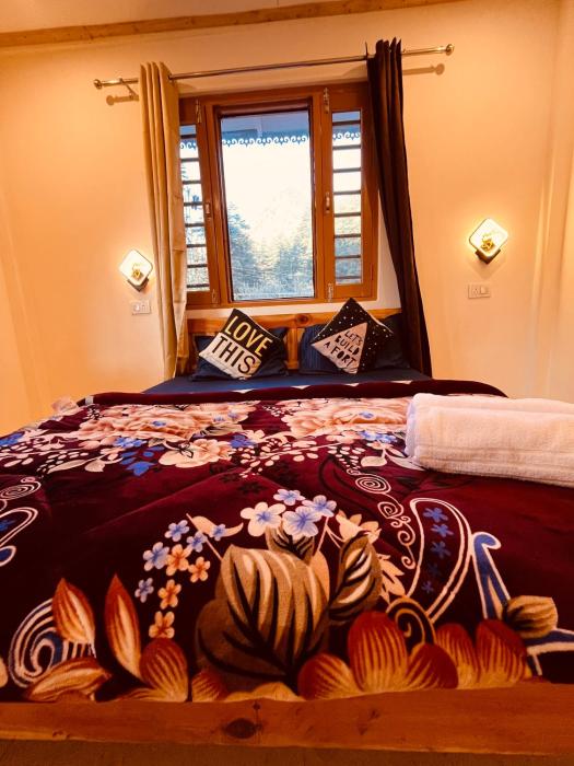 skyard hostel and homestay harsil valley