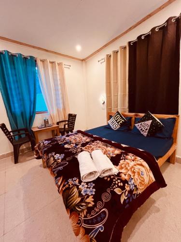 skyard hostel and homestay harsil valley