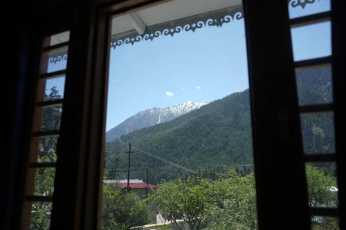 skyard hostel and homestay harsil valley