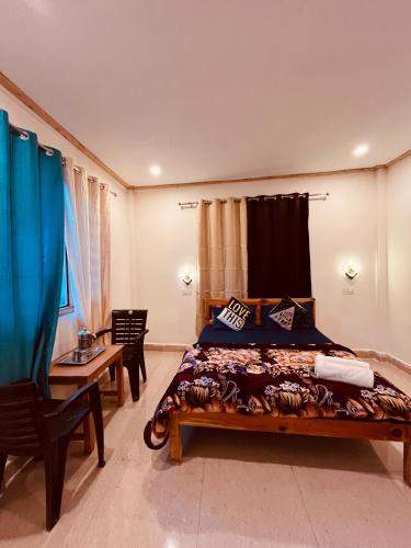 skyard hostel and homestay harsil valley