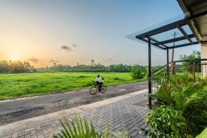 airnest airport residency