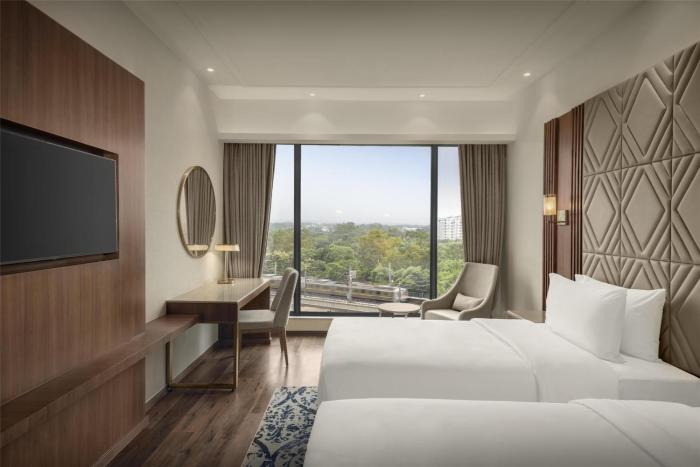 radisson hotel delhi mg road