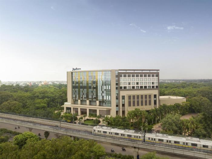 radisson hotel delhi mg road