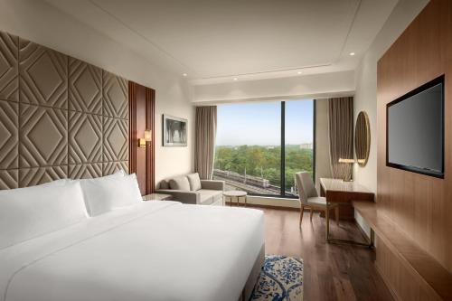 radisson hotel delhi mg road