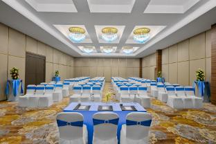 fortune airport road kochi