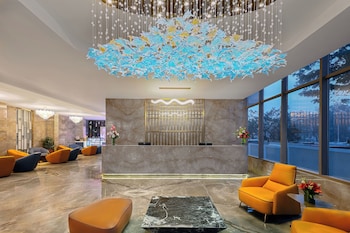 Fortune Airport Road Kochi,,4 star