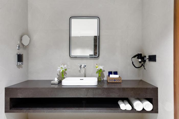 fortune airport road kochi