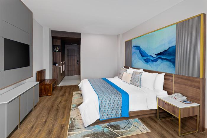 fortune airport road kochi