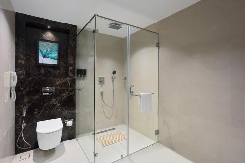 fortune airport road kochi