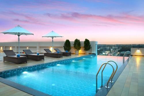 fortune airport road kochi