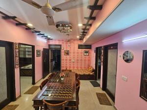 gautam nagar homestay near aiims hospital