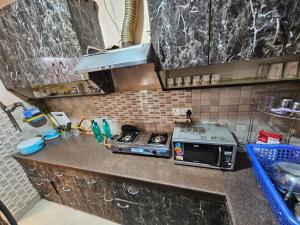 gautam nagar homestay near aiims hospital