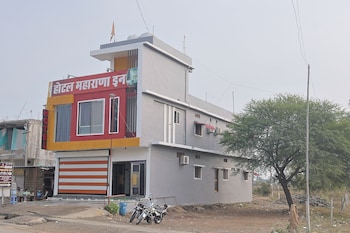 hotel maharana inn
