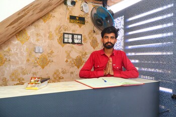 Hotel Maharana Inn,,2 star