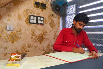 Hotel Maharana Inn,,2 star