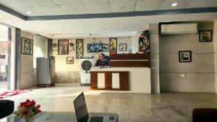 hotel homeaste 001 near yashobhoomi convention center