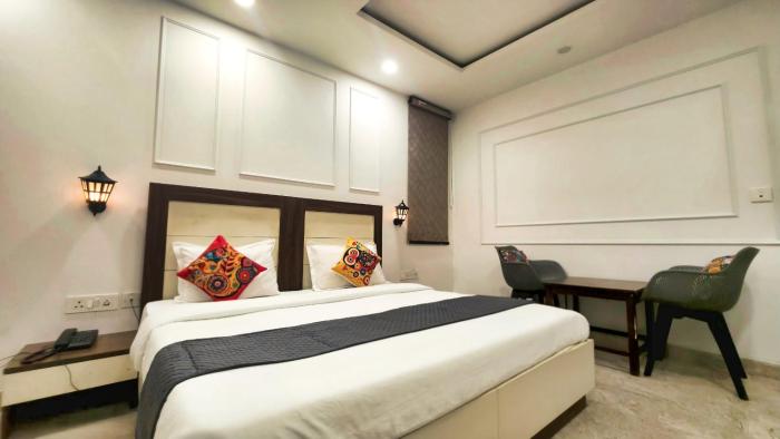 hotel homeaste 001 near yashobhoomi convention center