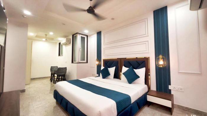 hotel homeaste 001 near yashobhoomi convention center