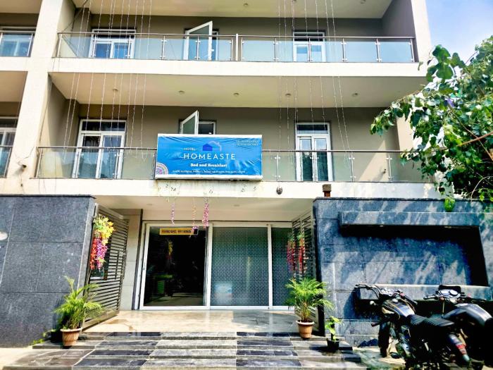 hotel homeaste 001 near yashobhoomi convention center