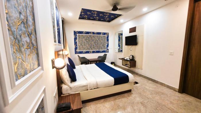 hotel homeaste 001 near yashobhoomi convention center