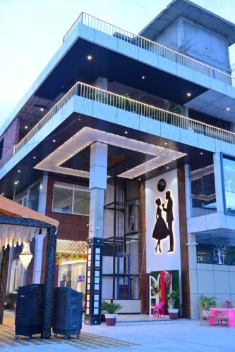 dream house club and resort