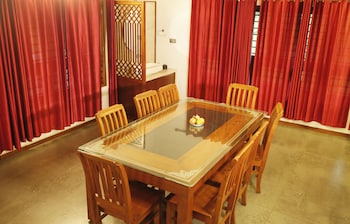 minash villa wayanad kerala