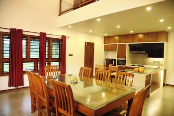 minash villa wayanad kerala