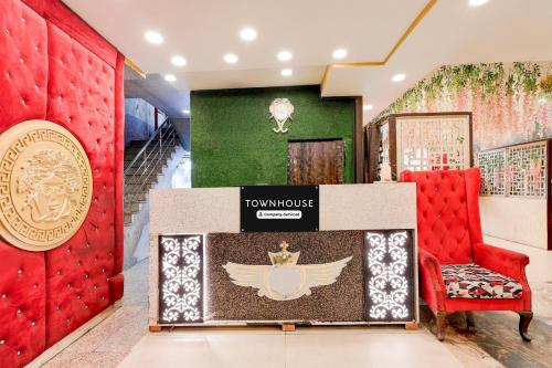 Townhouse Esic Medical College Faridabad Formerly Royal Mountain,,4 star