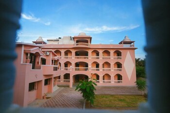 gangabagh divine trails heritage boutique hotel haridwar