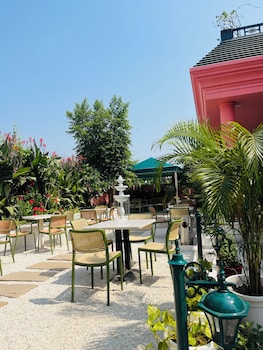 artistik abode by stay banaras