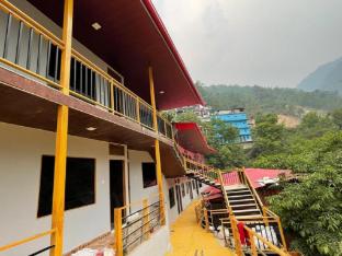 new mandakini river resort