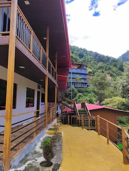 new mandakini river resort