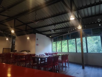 new mandakini river resort